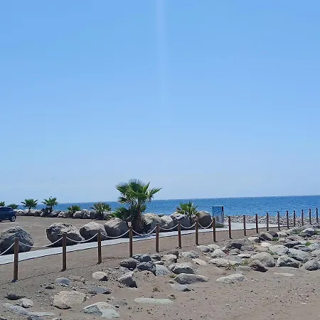 La Esquinita * Castillo del Romeral